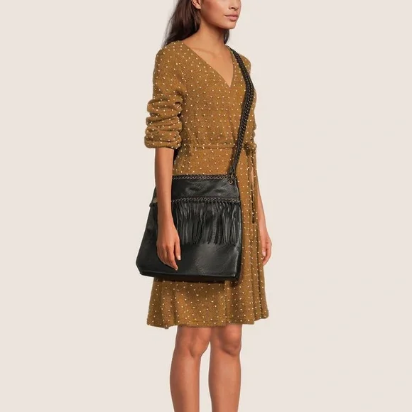 🌻NWT! Large Fringe Crossbody